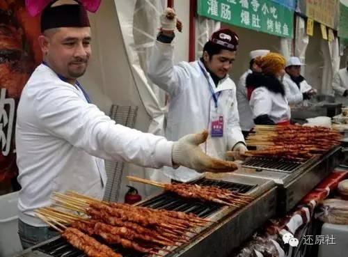 【三亿体育】奶酪土豆烤双茄的做法(图1) 三亿体育官网