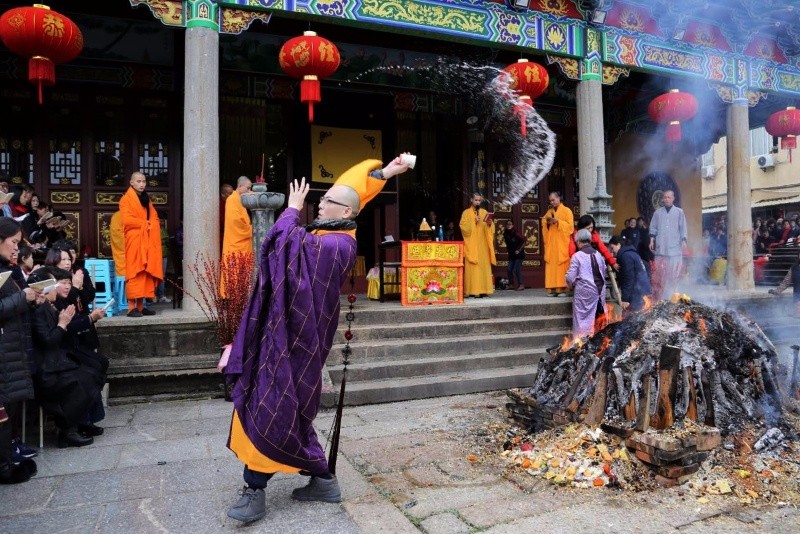 三亿体育手机版