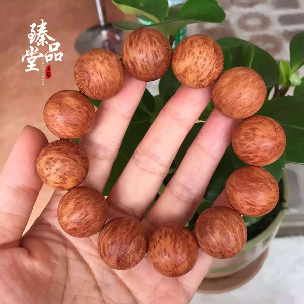 【三亿体育手机版】‘嫩版李彩华’15个造型全亚洲发行 朱盈盈‘盈.爱上’大打国际牌(图3) 三亿体育